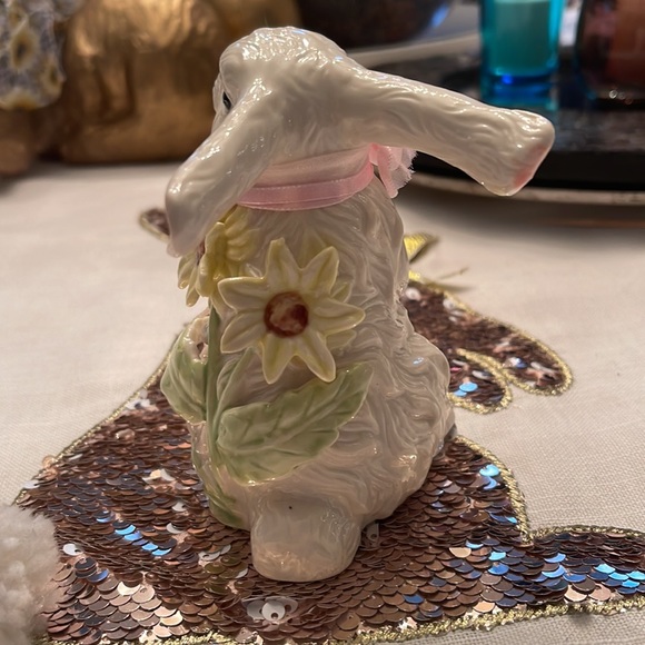 Hippity hoppity sunflower Bunny perfect condition. Decorate your Spring table - Picture 4 of 6